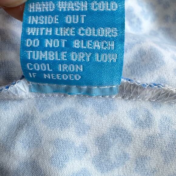 J. McLaughlin Women Catalina Cloth Button Top Size M Stretch Summer Cheetah Blue - Picture 7 of 8